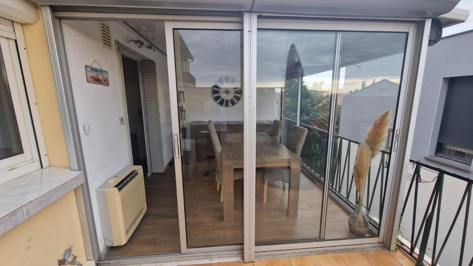 Appartement En Bord De Plage - A 50 M De La Mer Canet-en-Roussillon Exterior photo